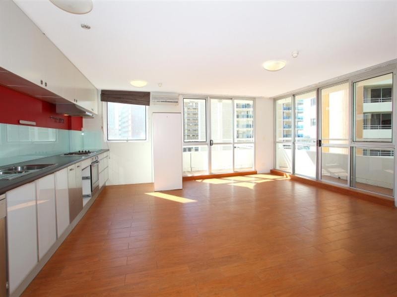 44 ‘Ocean Pacifique’, 19 Orchid Avenue, Surfers Paradise QLD 4217