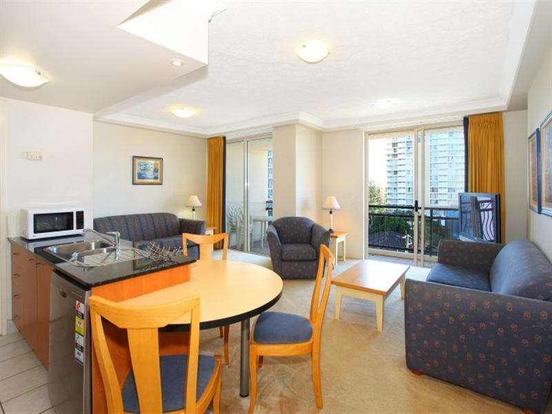 707 “Palazzo Colonnades”, 2988 Surfers Paradise Boulevard, Surfers Paradise QLD 4217