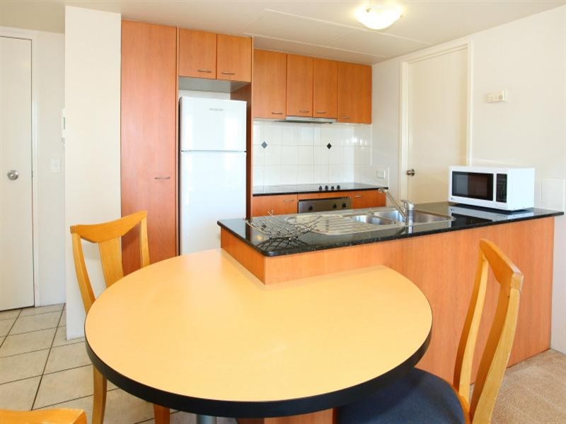 707 “Palazzo Colonnades”, 2988 Surfers Paradise Boulevard, Surfers Paradise QLD 4217