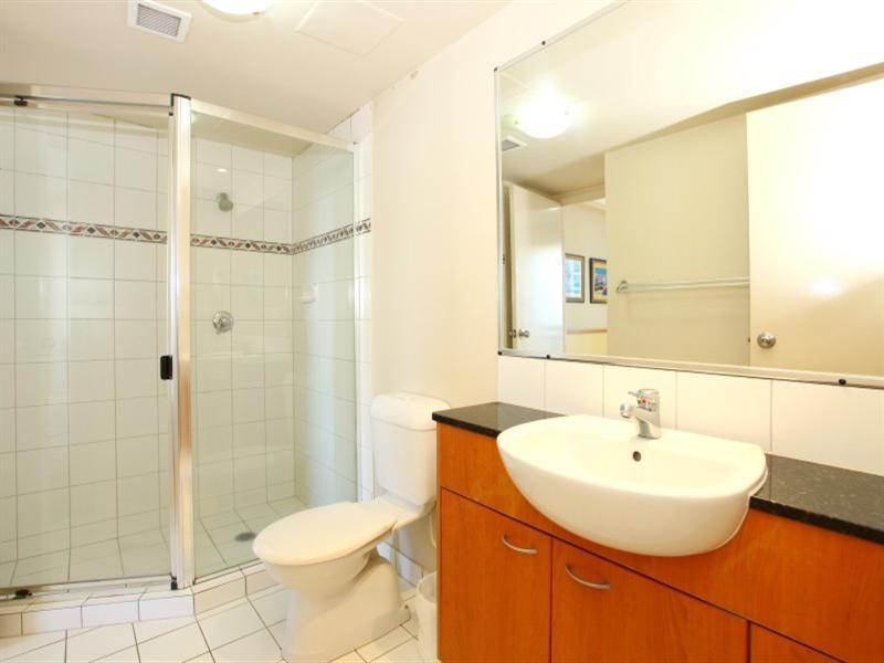 806 “Palazzo Colonnades”, 2988 Surfers Paradise Boulevard, Surfers Paradise QLD 4217