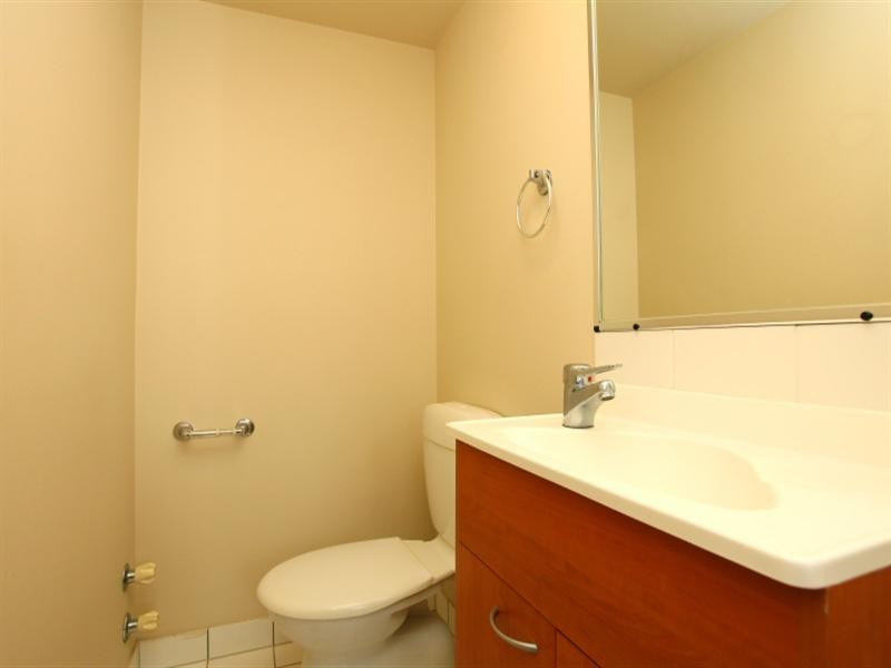 806 “Palazzo Colonnades”, 2988 Surfers Paradise Boulevard, Surfers Paradise QLD 4217