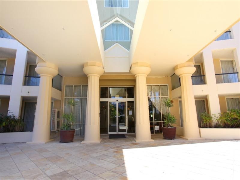 806 “Palazzo Colonnades”, 2988 Surfers Paradise Boulevard, Surfers Paradise QLD 4217