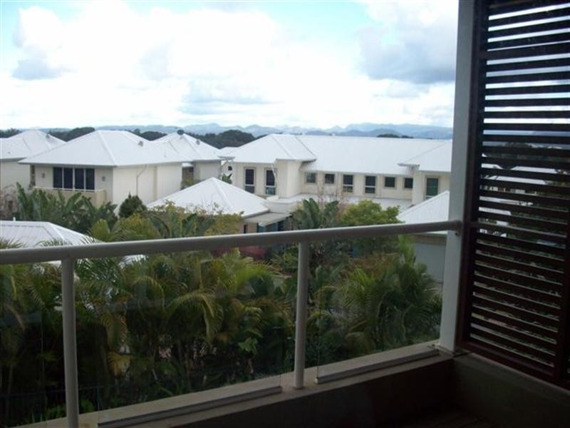 6114 Badon Village, Benowa QLD 4217