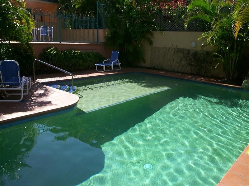 16 Aruba Sands, 11 Phillip Avenue, Broadbeach QLD 4218