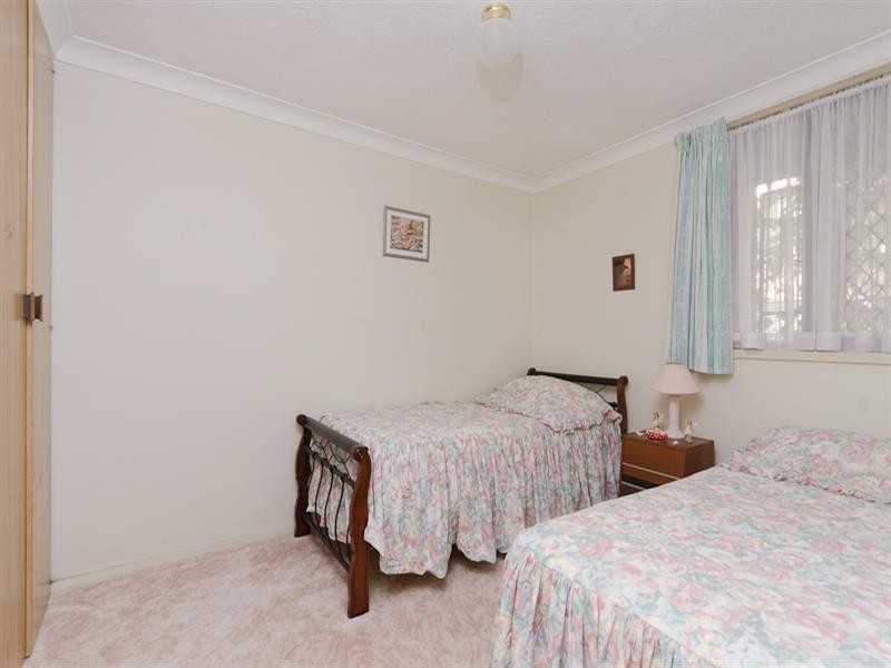 2 ‘Surfwood’, 150 Surf Parade, Broadbeach QLD 4218