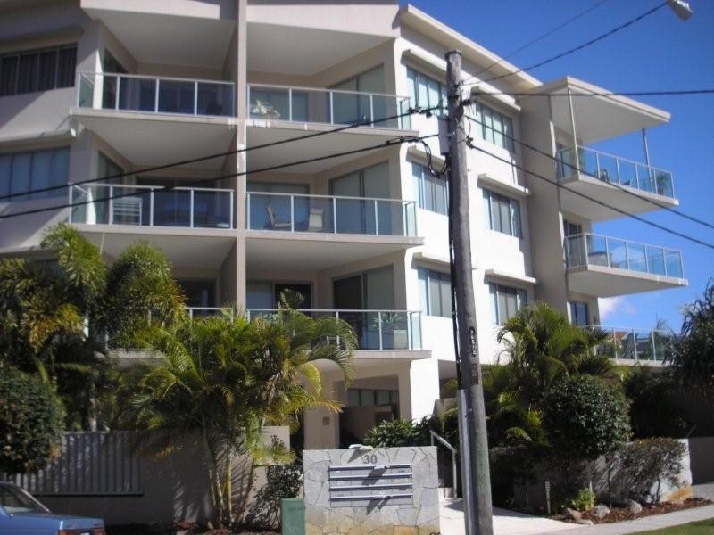 6/24-30 Tarcoola Street, Chevron Island QLD 4217