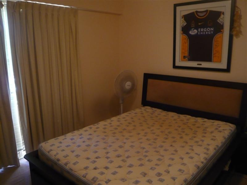 8/32 Ocean Street, Mermaid Beach QLD 4218