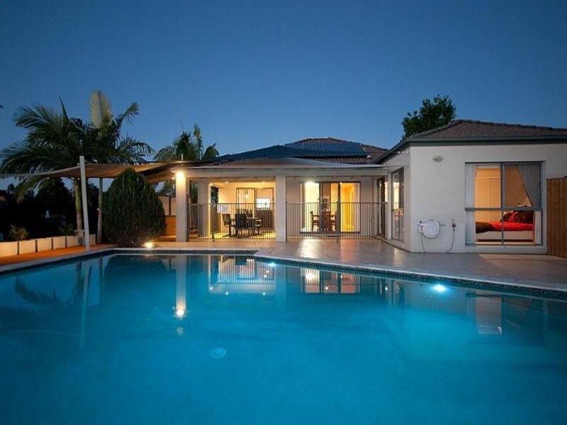 41 Gardendale Crescent, Burleigh Waters QLD 4220