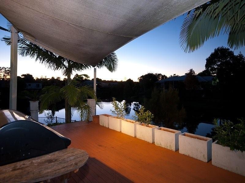 41 Gardendale Crescent, Burleigh Waters QLD 4220