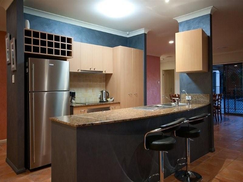 41 Gardendale Crescent, Burleigh Waters QLD 4220