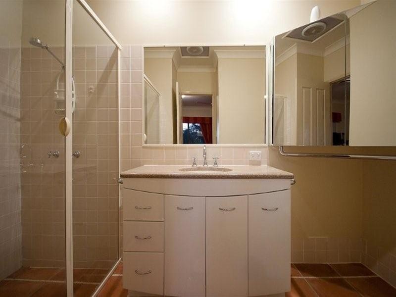 41 Gardendale Crescent, Burleigh Waters QLD 4220