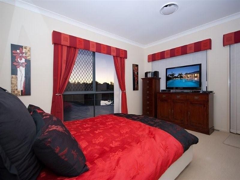 41 Gardendale Crescent, Burleigh Waters QLD 4220