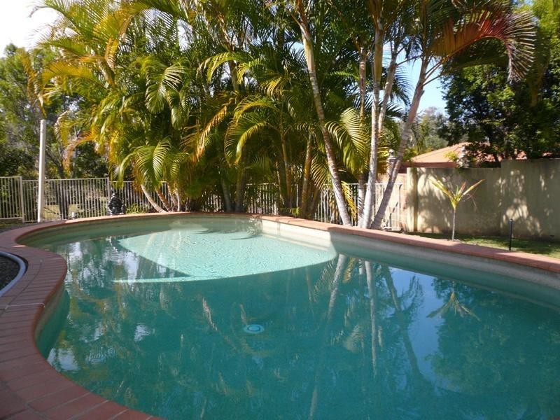 12 Calcetto Place, Arundel QLD 4214