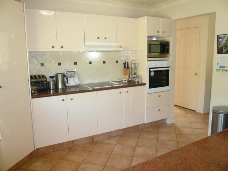 12 Calcetto Place, Arundel QLD 4214