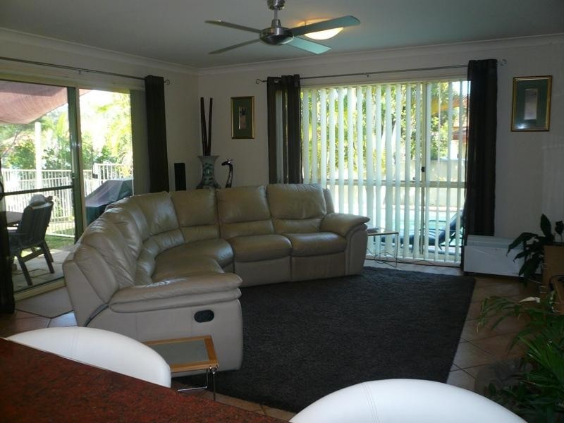 12 Calcetto Place, Arundel QLD 4214