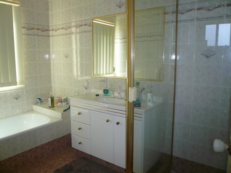 12 Calcetto Place, Arundel QLD 4214