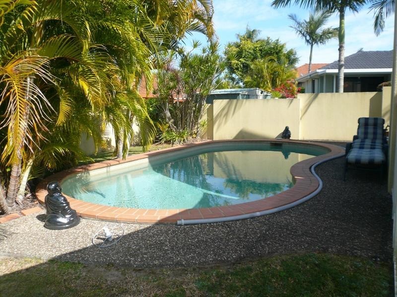 12 Calcetto Place, Arundel QLD 4214