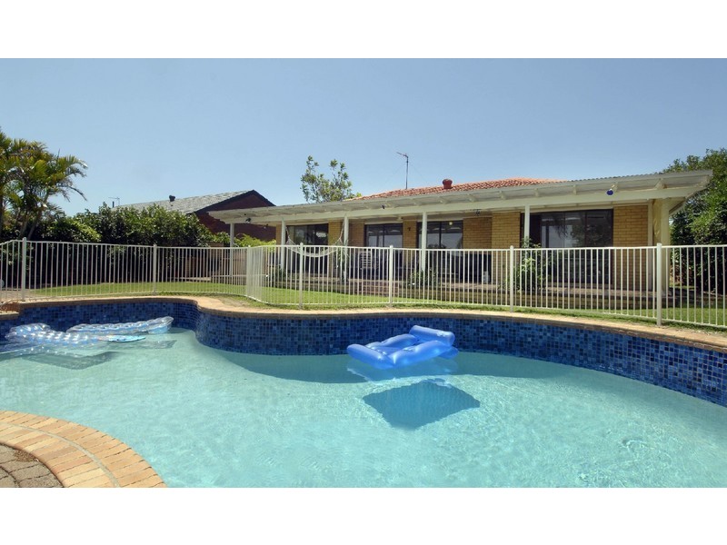 Broadbeach Waters QLD 4218