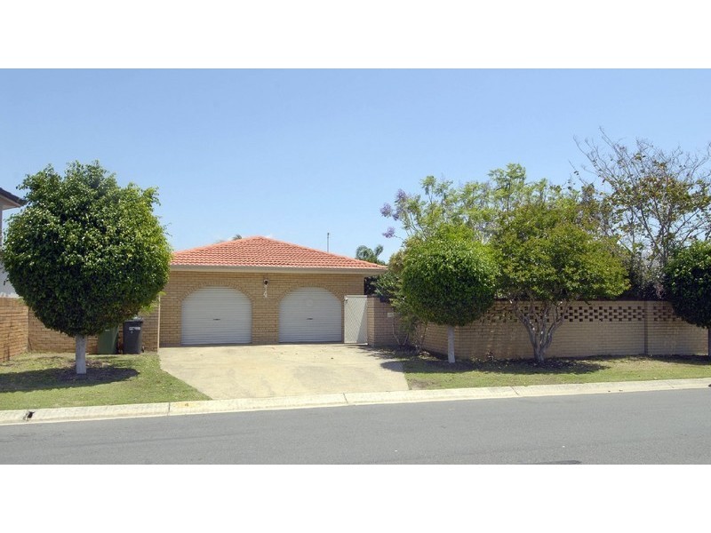 Broadbeach Waters QLD 4218