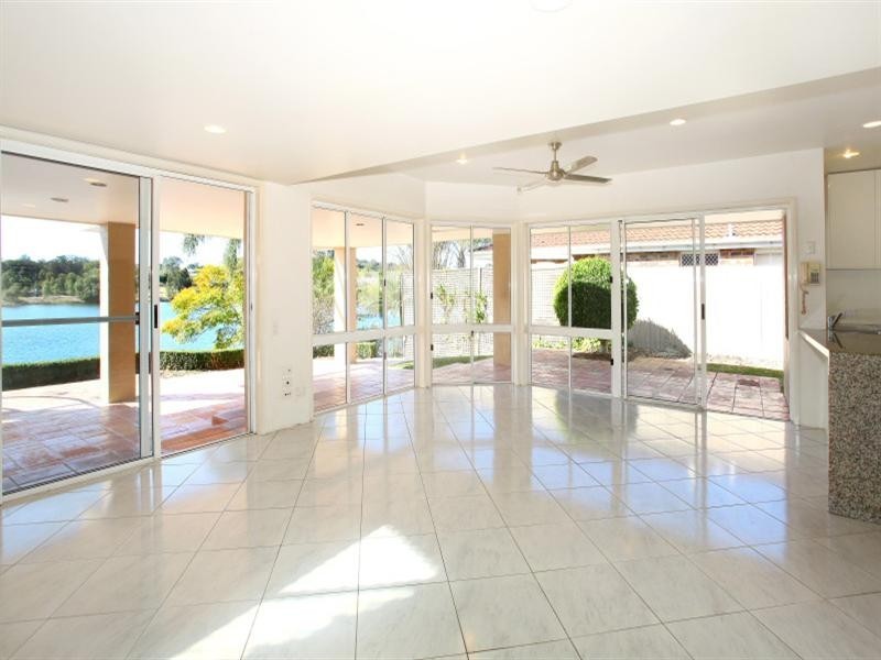 91 Cabana Boulevard, Benowa QLD 4217