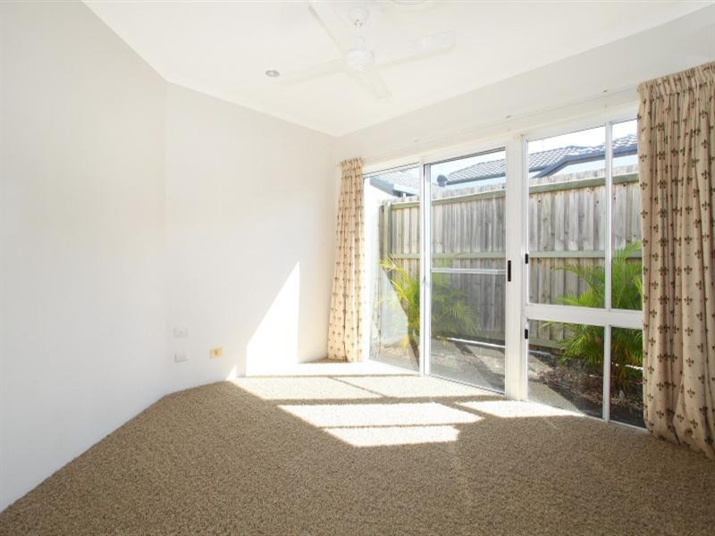 91 Cabana Boulevard, Benowa QLD 4217