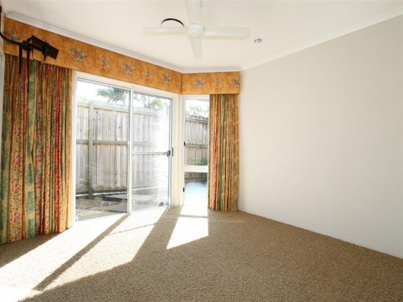 91 Cabana Boulevard, Benowa QLD 4217