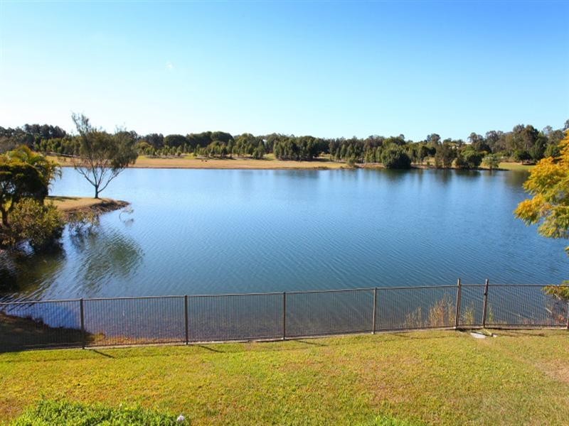 91 Cabana Boulevard, Benowa QLD 4217