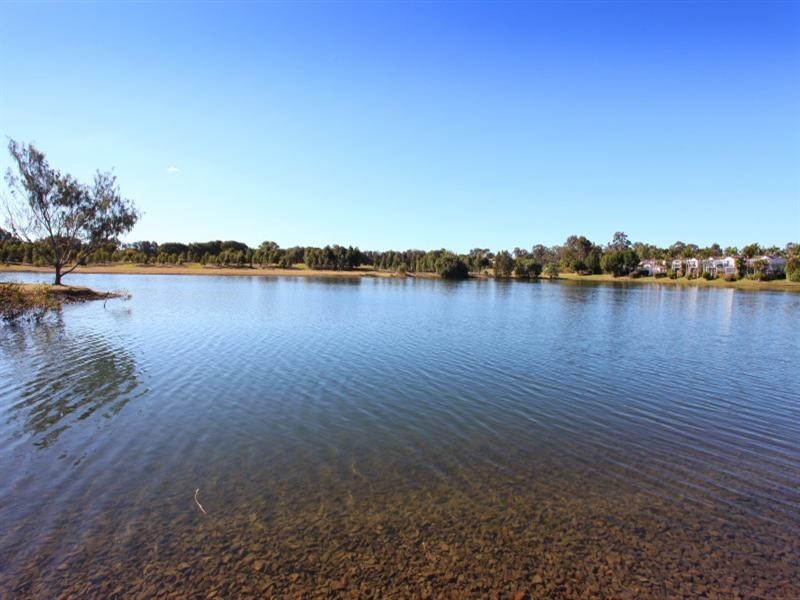 91 Cabana Boulevard, Benowa QLD 4217