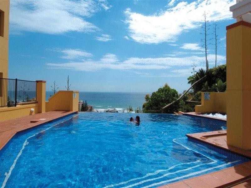 E9 – 1 Great Hall Drive, Miami QLD 4220