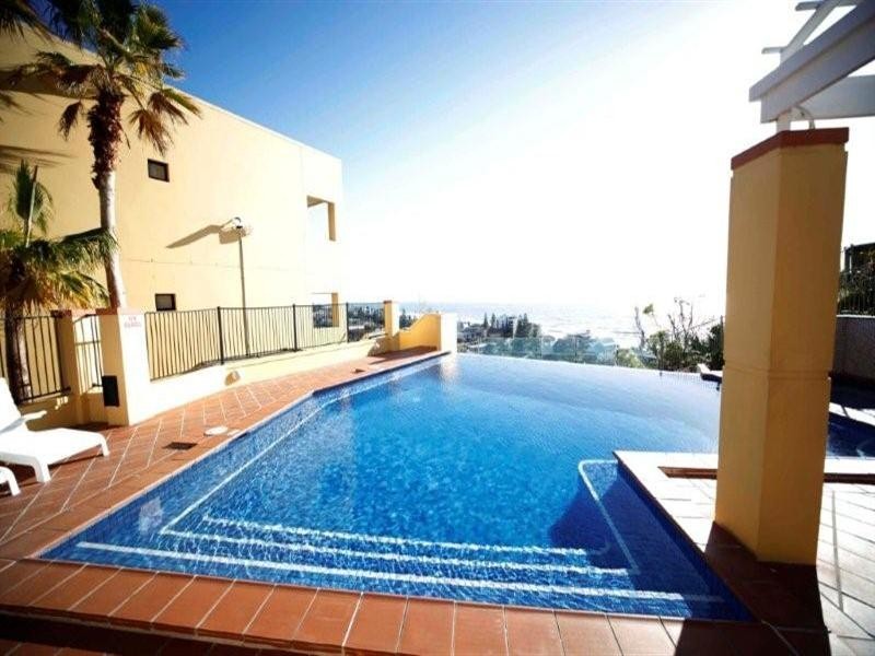 E9 – 1 Great Hall Drive, Miami QLD 4220