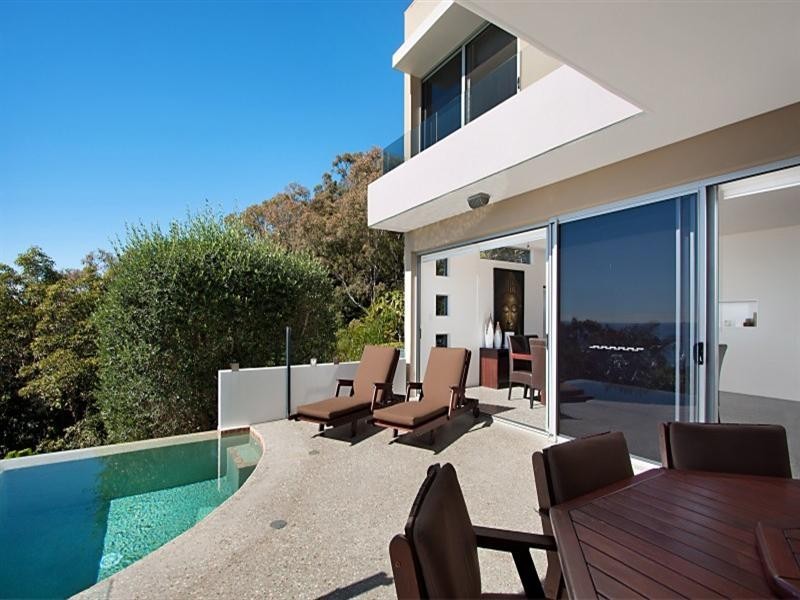 37 West Street, Burleigh Heads QLD 4220