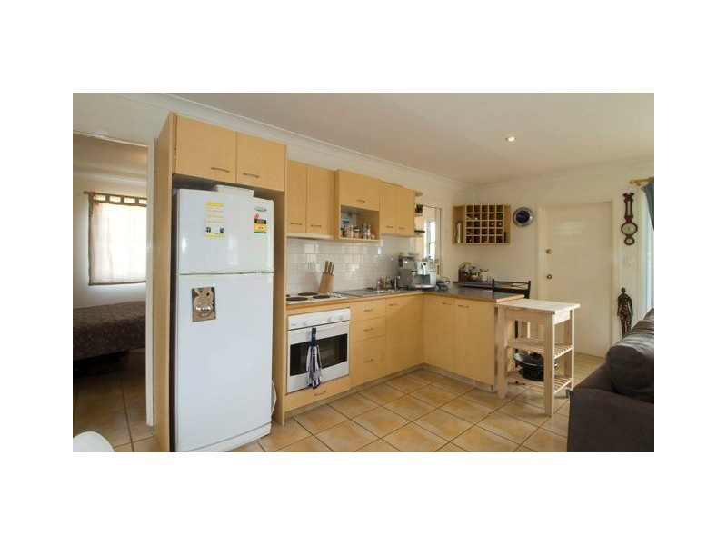 21 Merrimac Boulevard, Broadbeach Waters QLD 4218