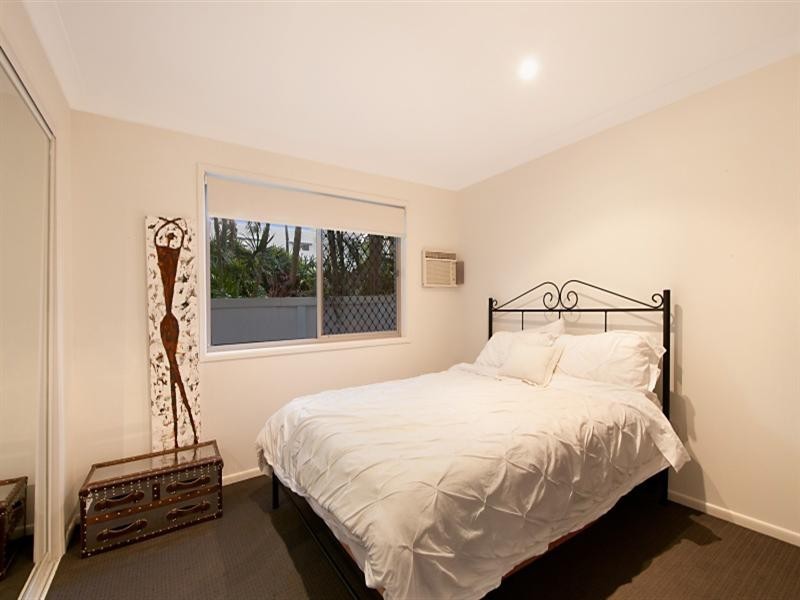 12 Nagel Avenue, Miami QLD 4220