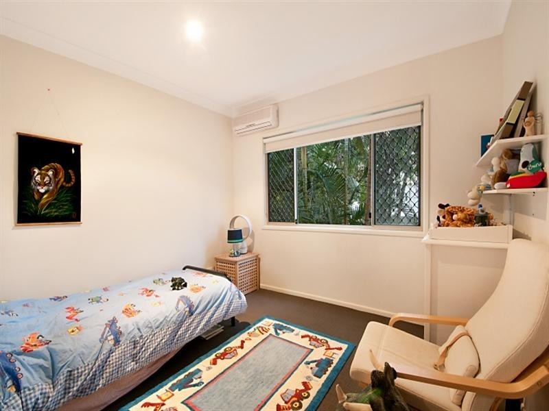 12 Nagel Avenue, Miami QLD 4220