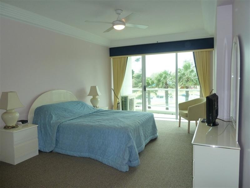 4 ‘Carmel by the Sea’ 177 Old Burleigh Road, Broadbeach QLD 4218