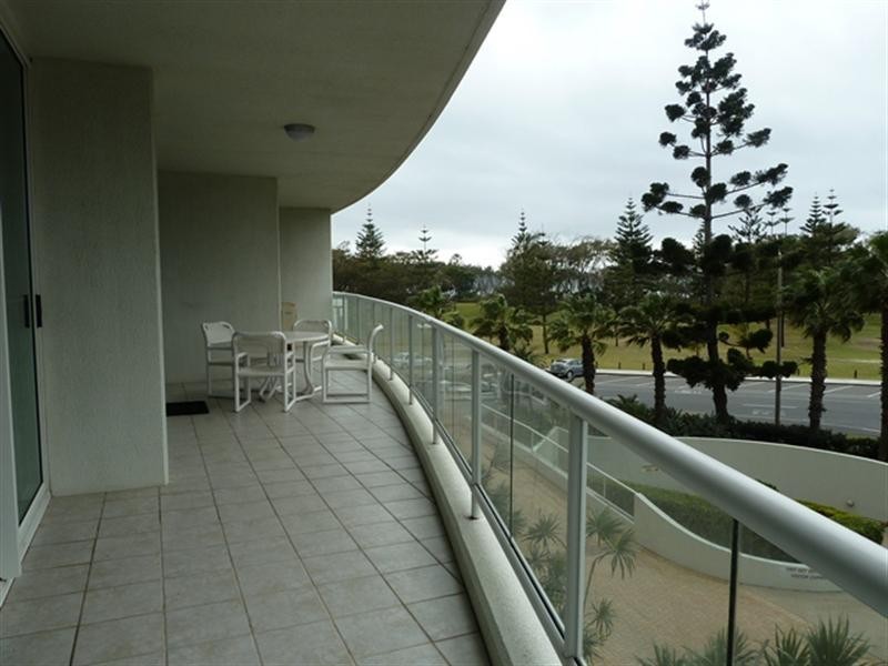 4 ‘Carmel by the Sea’ 177 Old Burleigh Road, Broadbeach QLD 4218