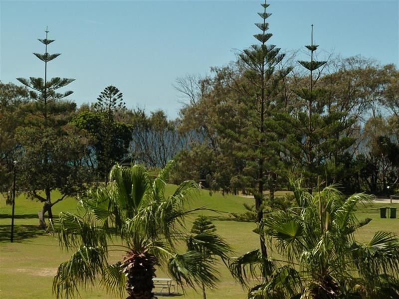 4 ‘Carmel by the Sea’ 177 Old Burleigh Road, Broadbeach QLD 4218
