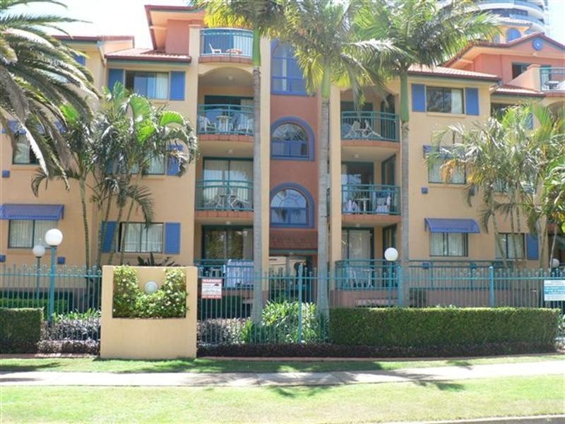 22 ‘Aruba Sands’, 11 Philip Avenue, Broadbeach QLD 4218