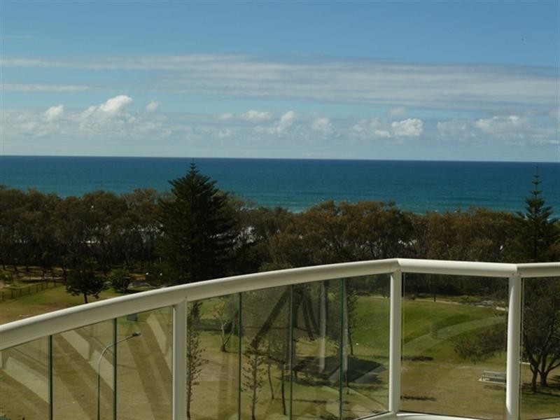 38 ‘Carmel by the Sea’ 177 Old Burleigh Road, Broadbeach QLD 4218