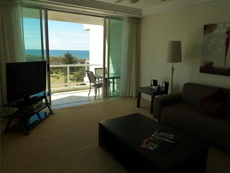 38 ‘Carmel by the Sea’ 177 Old Burleigh Road, Broadbeach QLD 4218