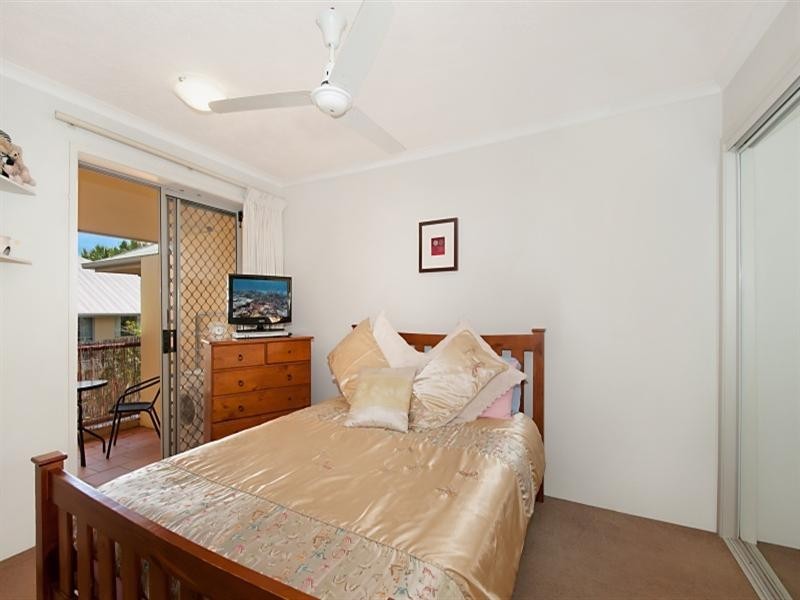 14/2320 Gold Coast Highway, Mermaid Beach QLD 4218