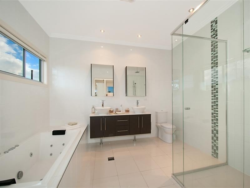 Mermaid Beach QLD 4218