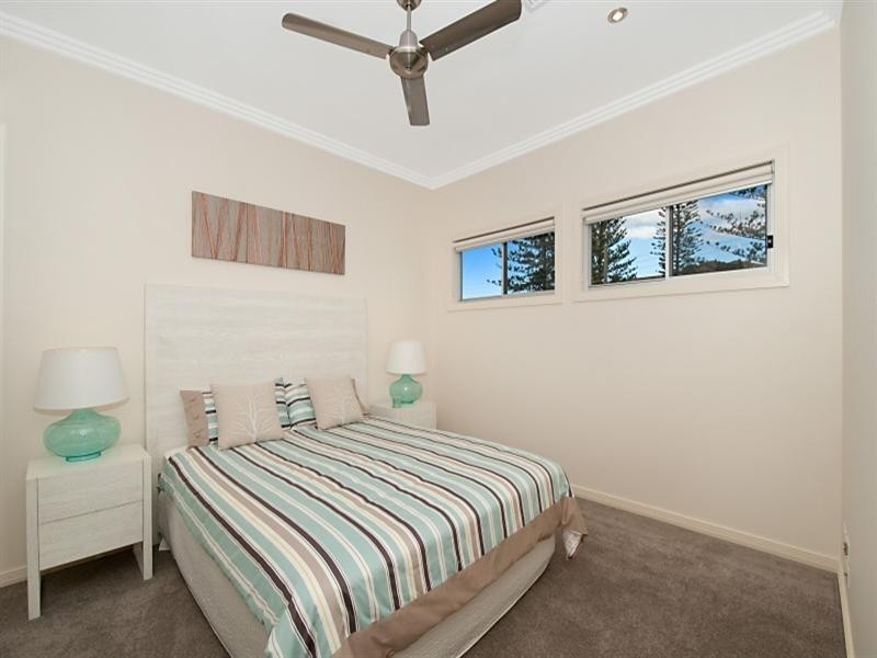 Mermaid Beach QLD 4218