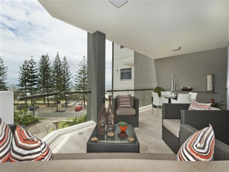 302 “Ivory”, 1 Fifth Avenue, Burleigh Heads QLD 4220