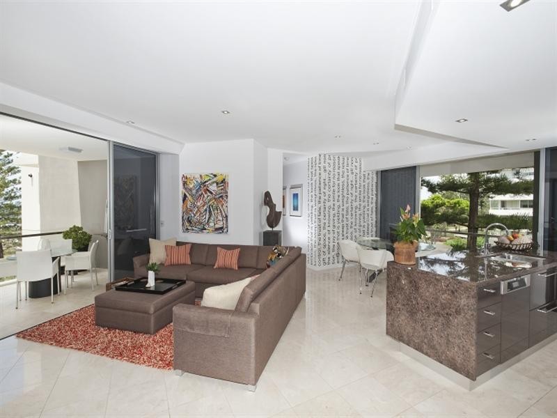 302 “Ivory”, 1 Fifth Avenue, Burleigh Heads QLD 4220