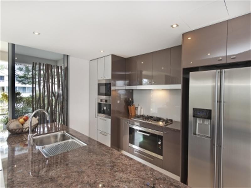 302 “Ivory”, 1 Fifth Avenue, Burleigh Heads QLD 4220