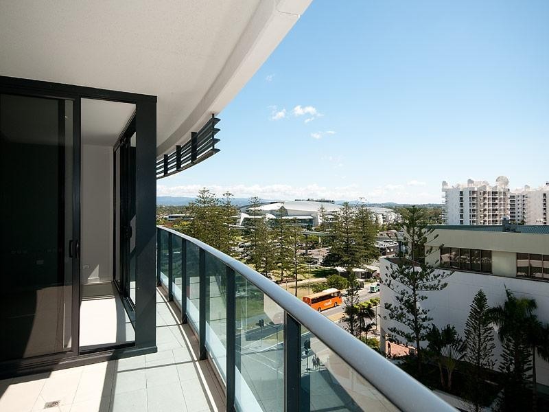 20604 ‘The Oracle’, 4 Charles Avenue, Broadbeach QLD 4218