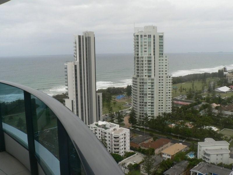 22507 Tower 2 Oracle Boulevade, Broadbeach QLD 4218