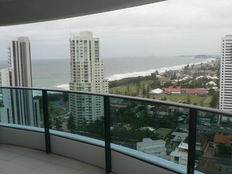 22507 Tower 2 Oracle Boulevade, Broadbeach QLD 4218