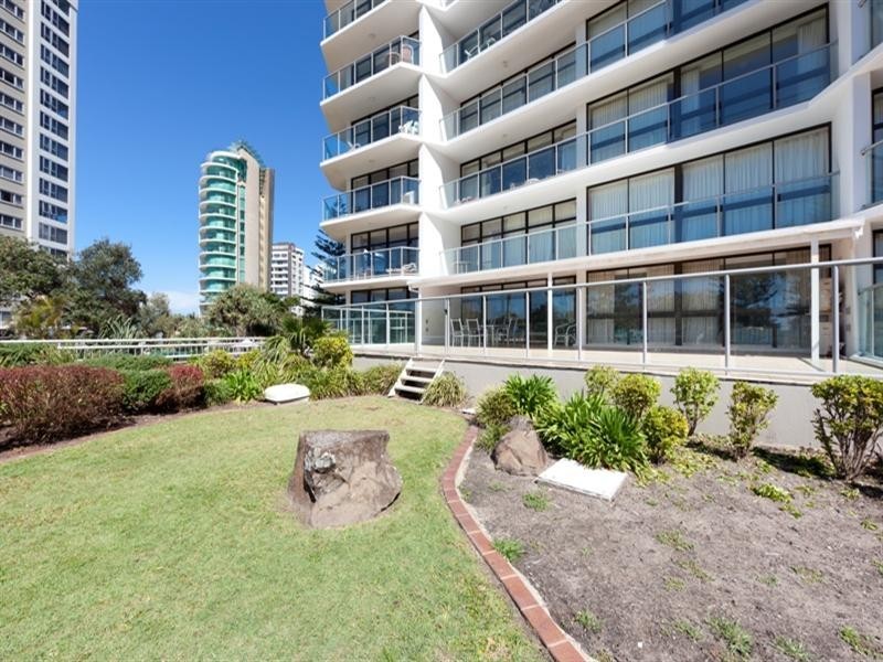 1B ‘The Peninsula’, 5 Clifford Street, Surfers Paradise QLD 4217